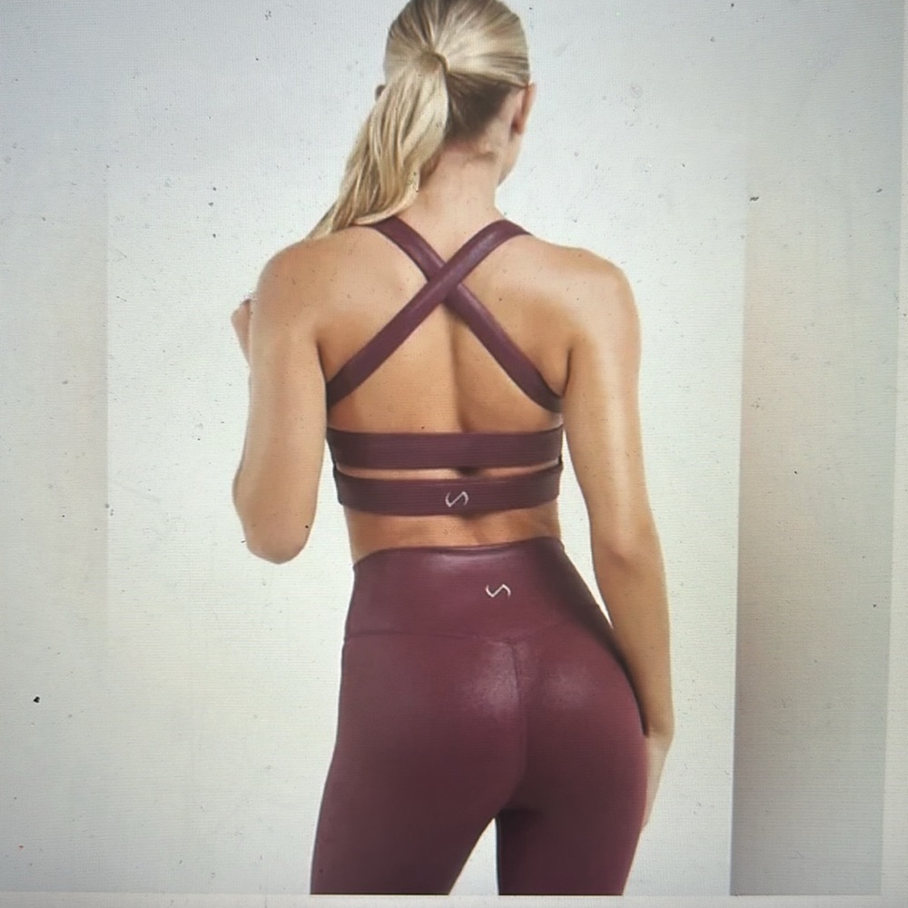 TLF Arctic Sports Bra and High Waisted Legging Set Shine Black - Picture 8 of 15